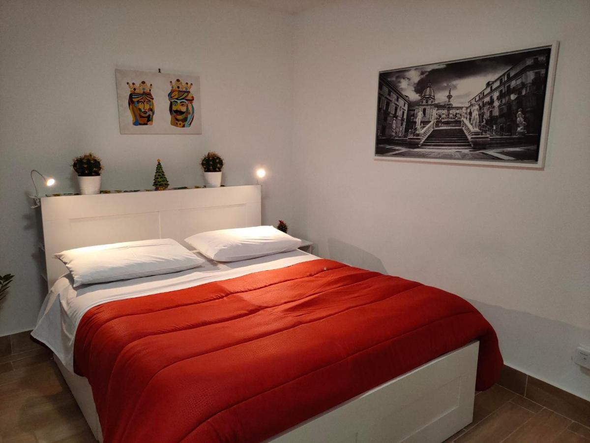 La Camera Di Stella - Ai Normanni Hotel Palermo Bagian luar foto