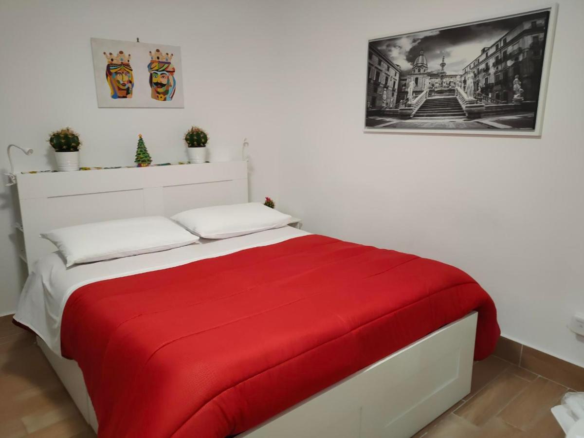 La Camera Di Stella - Ai Normanni Hotel Palermo Bagian luar foto