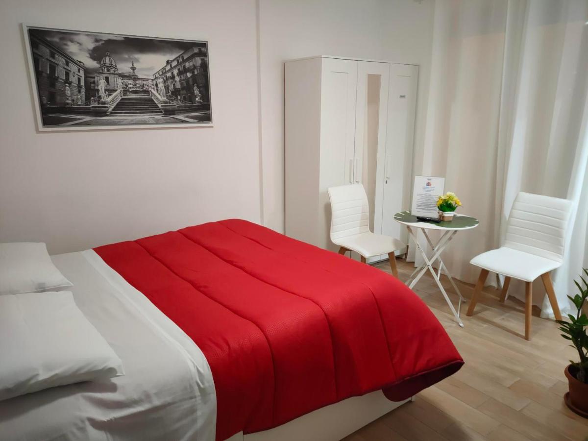 La Camera Di Stella - Ai Normanni Hotel Palermo Bagian luar foto