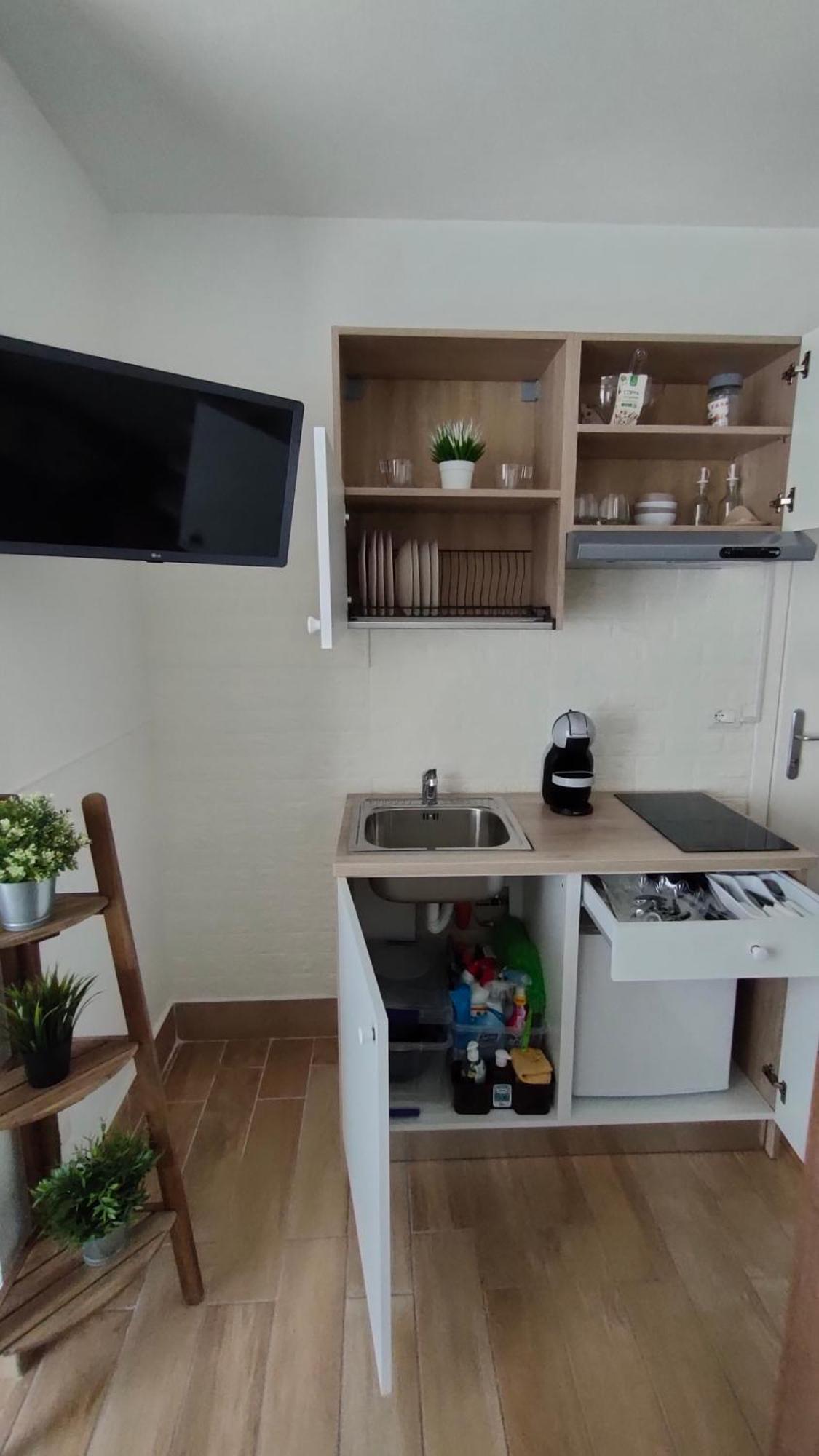 La Camera Di Stella - Ai Normanni Hotel Palermo Bagian luar foto